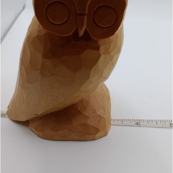 Carved owl - Picture 6 of 9